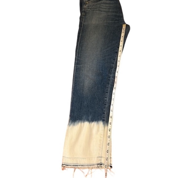 CITIZENS OF HUMANITY Agnes Crop Mid
Rise Slim Straight dark wash Jeans, size 26 - Picture 11 of 12